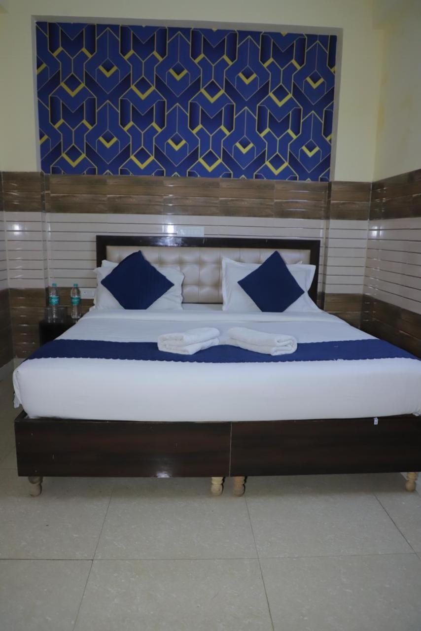 Hotel Aditya Residency Near Sector 63 Metro Station Νόιντα Εξωτερικό φωτογραφία